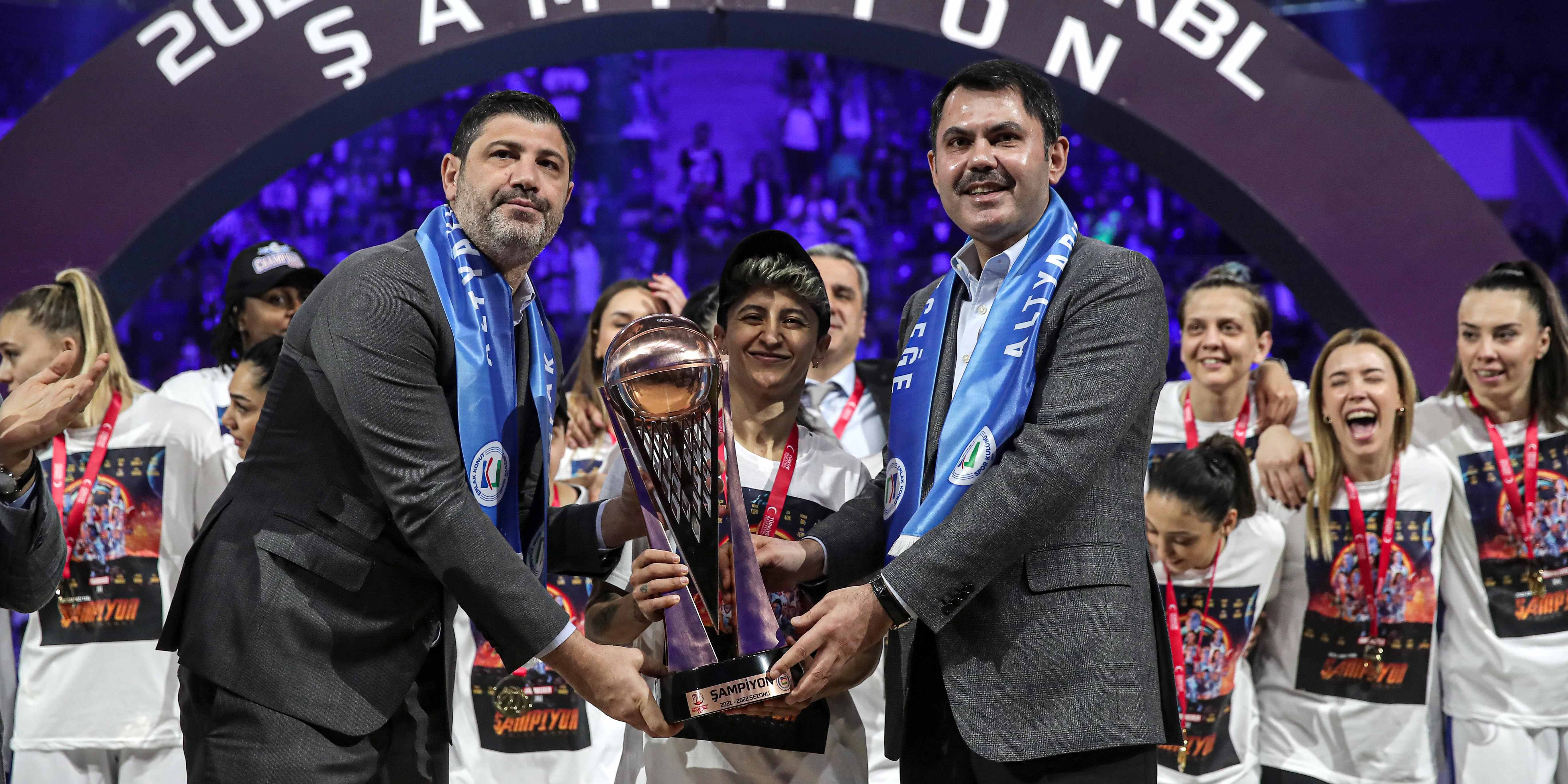 Türkiye Kadınlar Basketbol Ligi’nde Şampiyon Emlak Konut